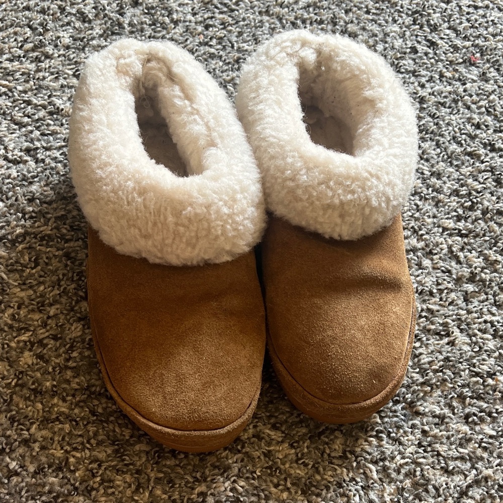 Plush Shearling-Trim Slip-On Kids Slippers - Brown and Cream